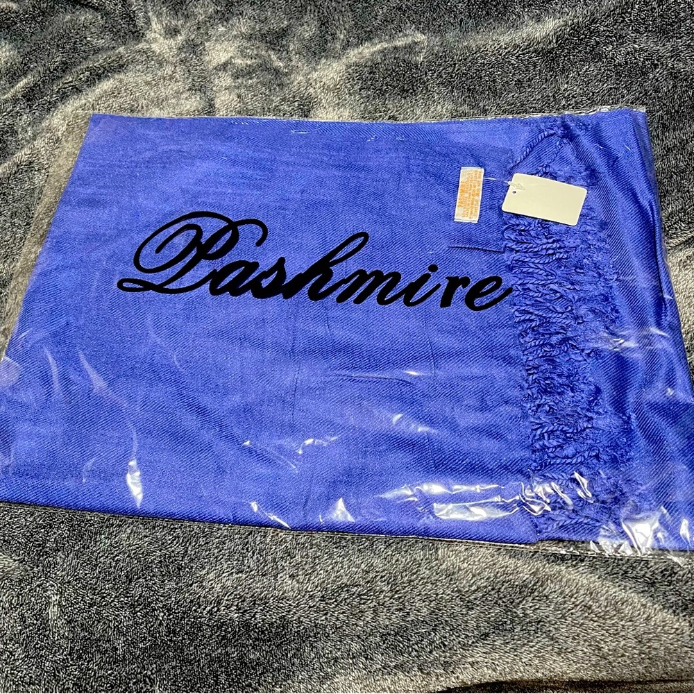 👚NWT Royal Blue Pashmire Women Scarf/Shall
